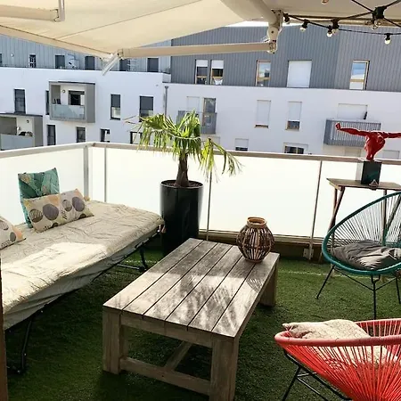 Paris-stade De France 3 Parking Metro * Saint-Denis (Seine-Saint-Denis)